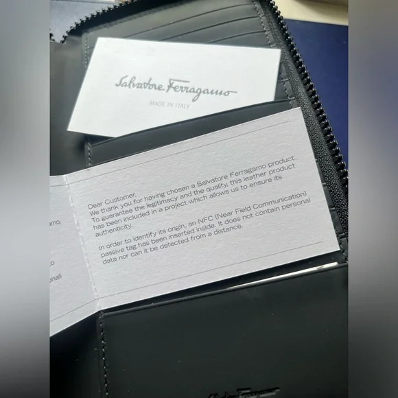 NWT Salvatore Ferragamo dual zip leather Gancini wallet w/gift bag - Picture 12 of 14